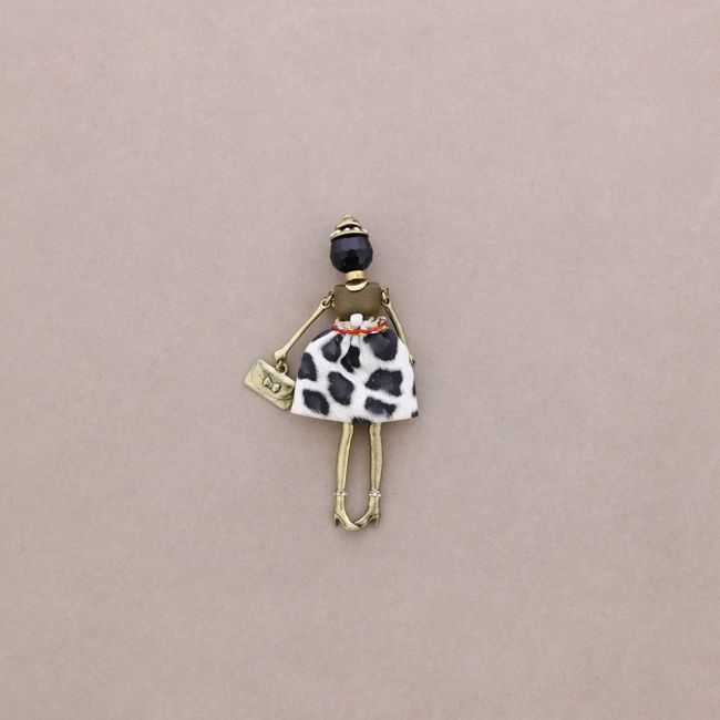 DOLL BROOCH