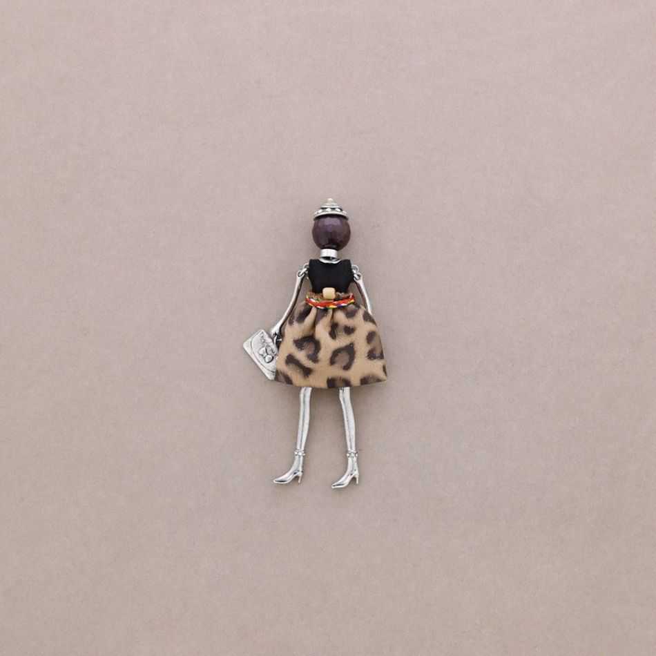 DOLL BROOCH
