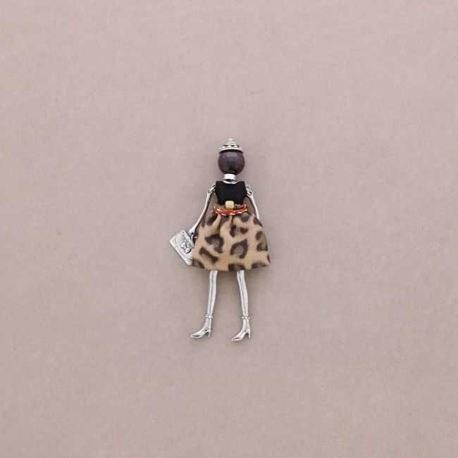 DOLL BROOCH