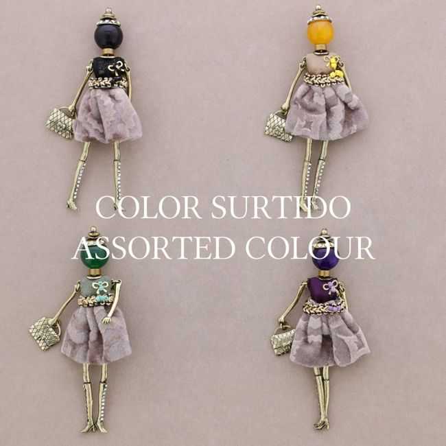 DOLL BROOCH