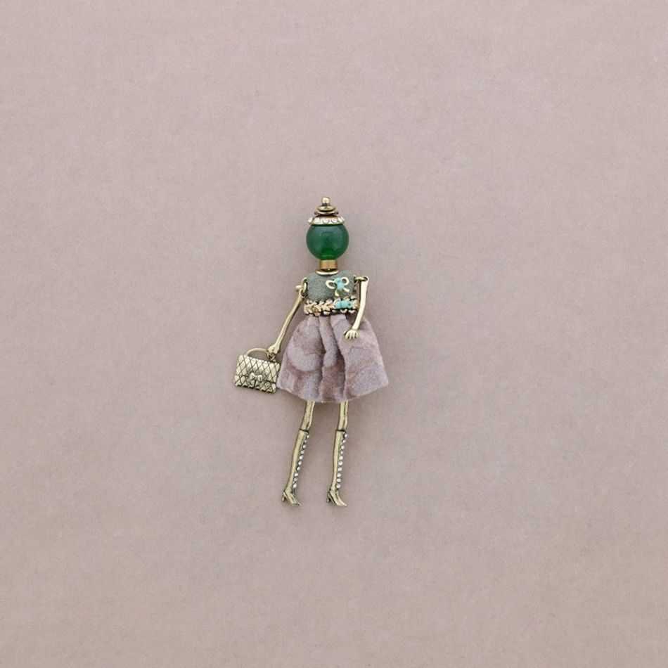 DOLL BROOCH