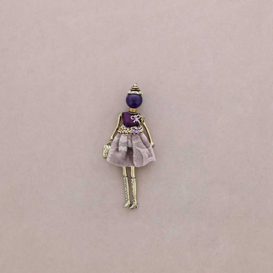 DOLL BROOCH