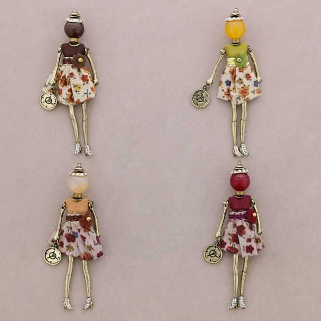 DOLL BROOCH