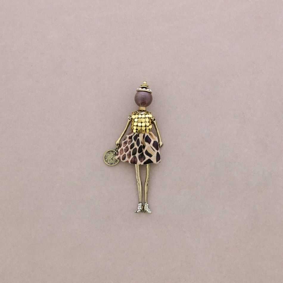 DOLL BROOCH