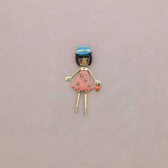 DOLCE BAMBOLINA BROOCH