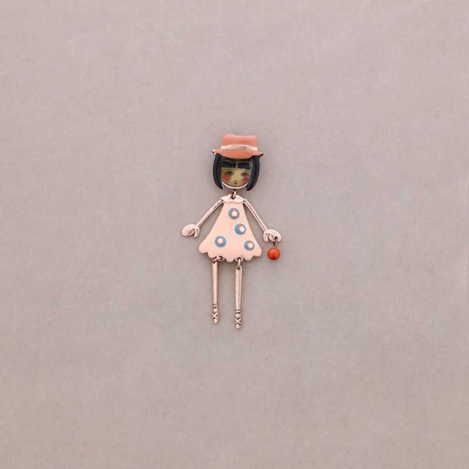 DOLCE BAMBOLINA BROOCH