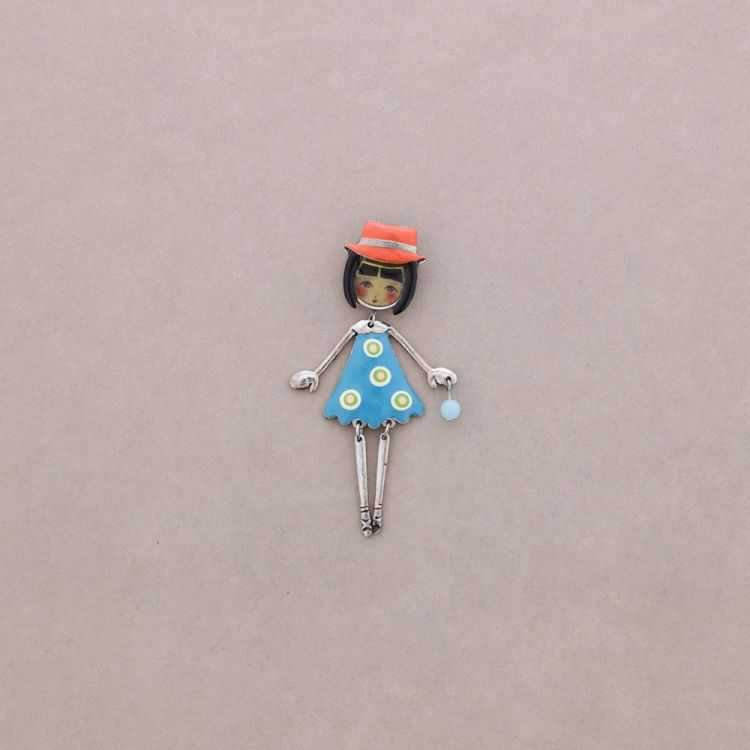 DOLCE BAMBOLINA BROOCH