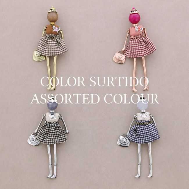 BROCHE COLGANTE MUÑECA