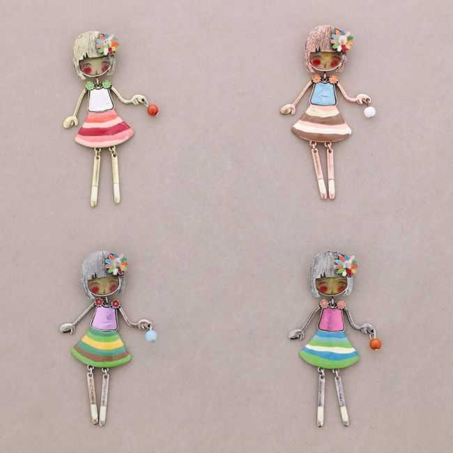 DOLCE BAMBOLINA BROOCH