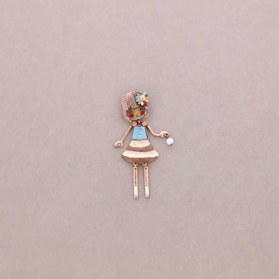 DOLCE BAMBOLINA BROOCH