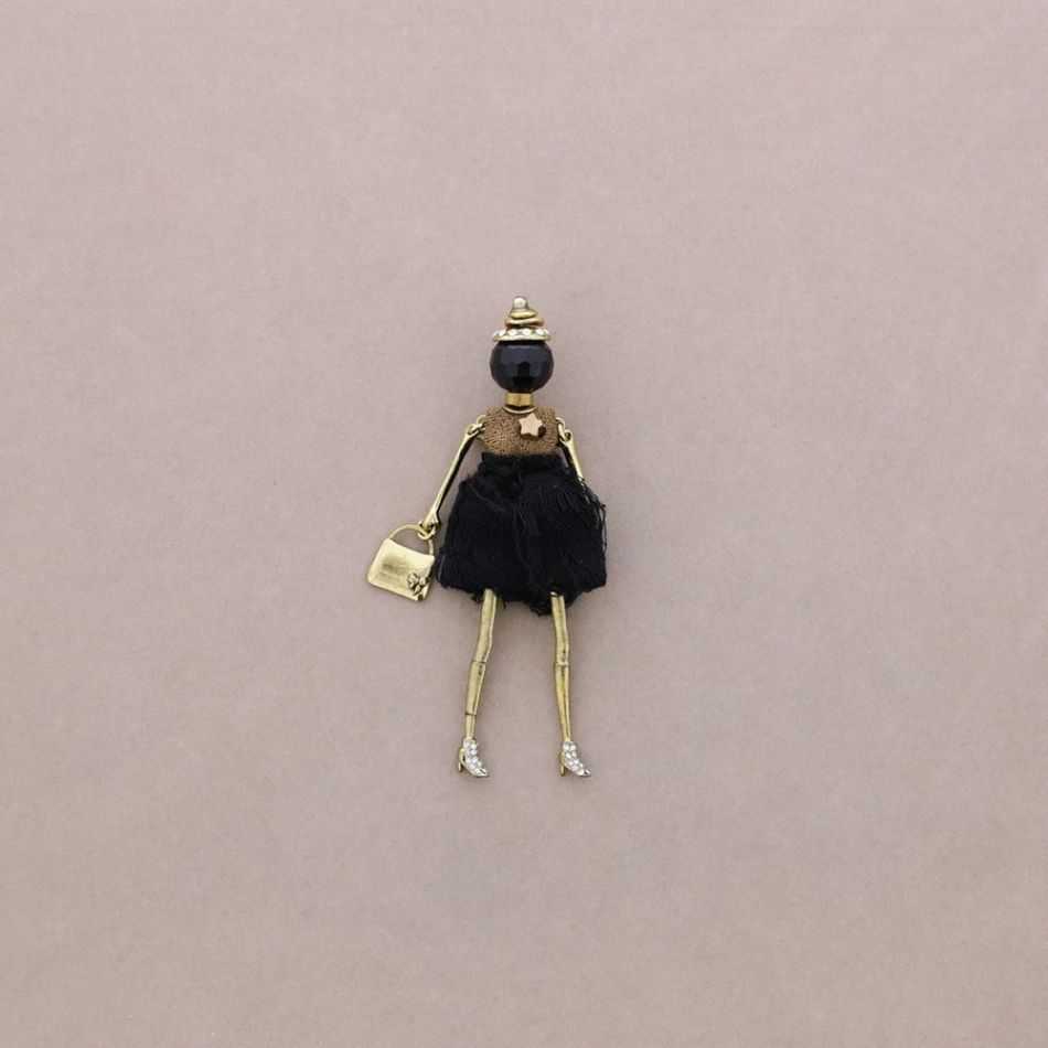 DOLL BROOCH
