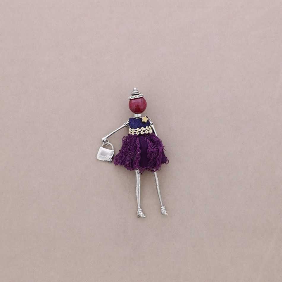 DOLL BROOCH
