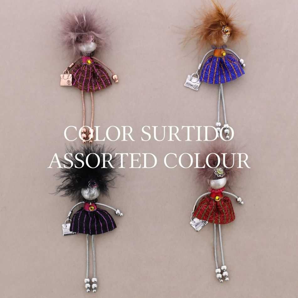 LADY QUEEN DOLL BROOCH