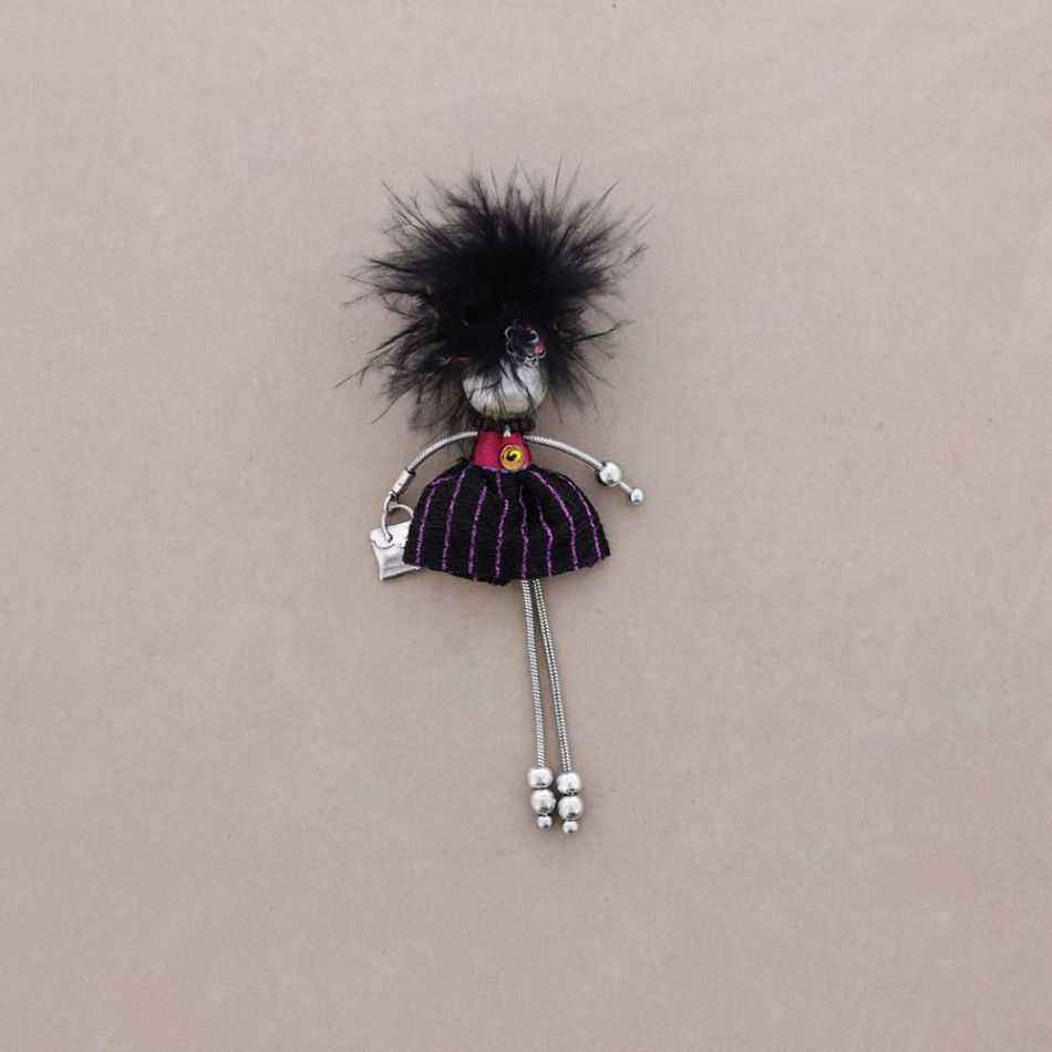 LADY QUEEN DOLL BROOCH