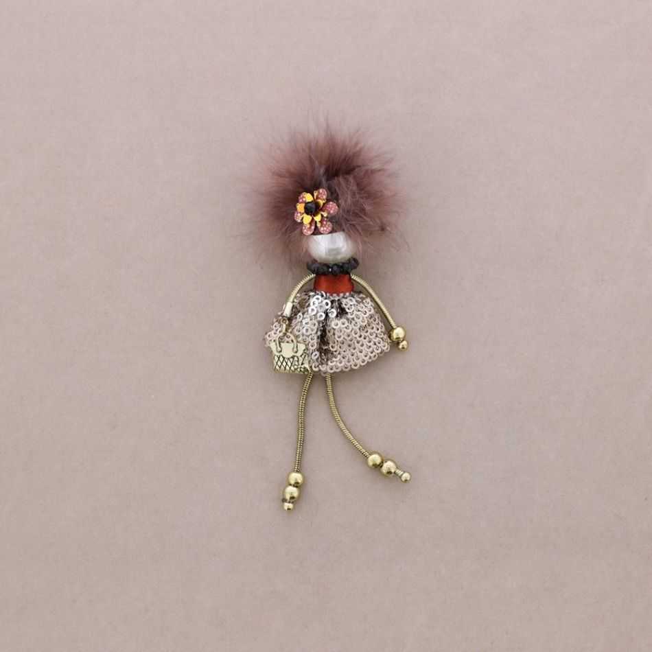 LADY QUEEN DOLL BROOCH