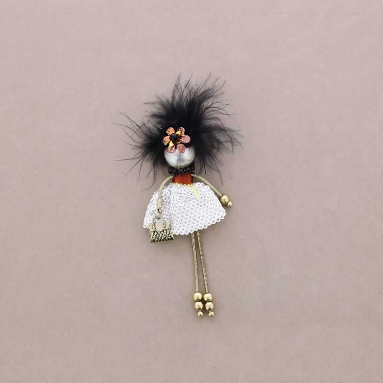 BROCHE MUÑECA LADY QUEEN