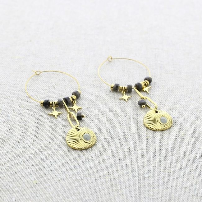 STEEL HOOP EARRINGS HANGING MEDAL
