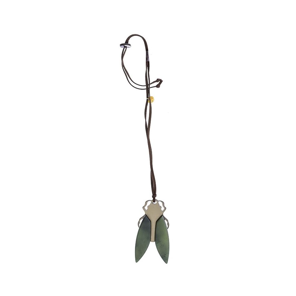 COLLAR LARGO COLGANTE INSECTO RESINA