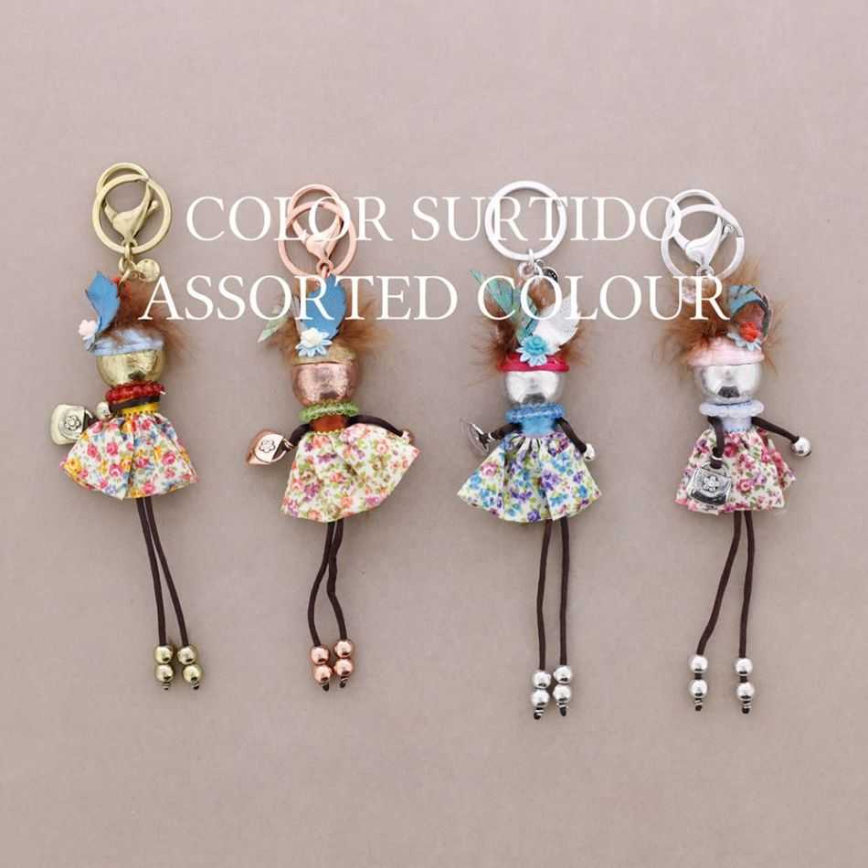 HANGING KEYCHAIN lady queen
