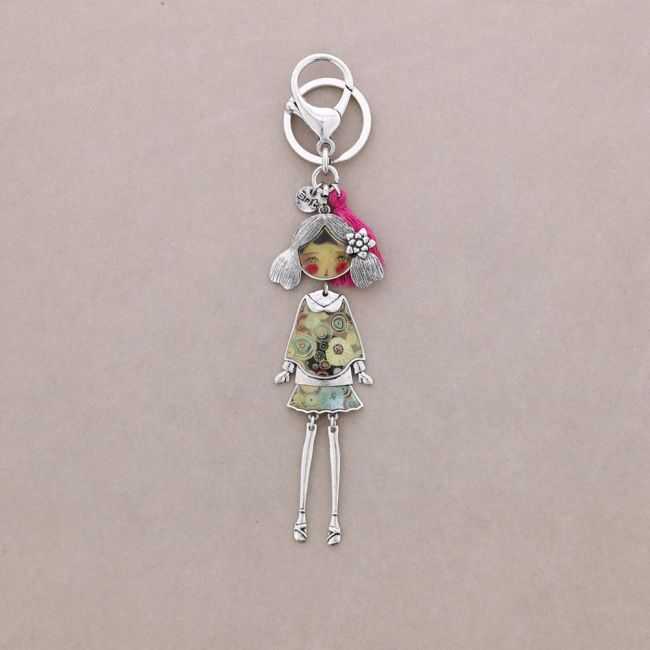 STYLISH DOLL KEYCHAIN