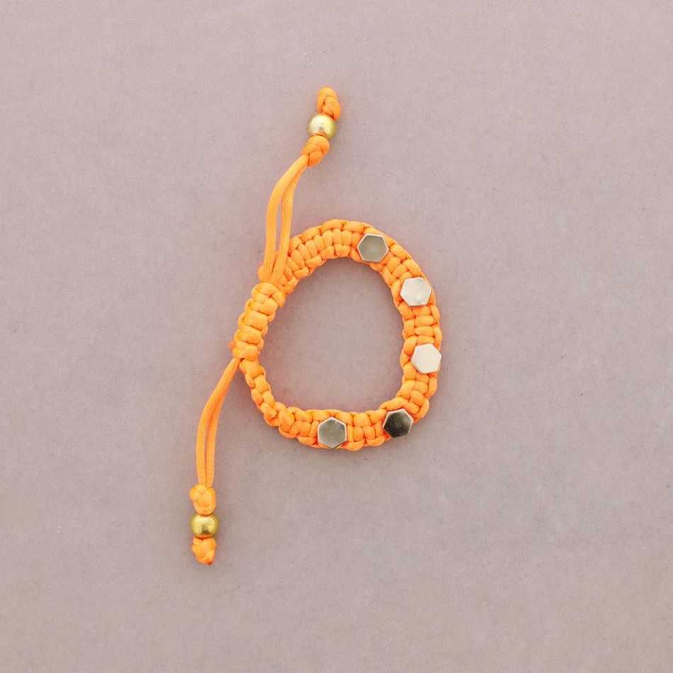 PULSERA MACRAME REMACHES