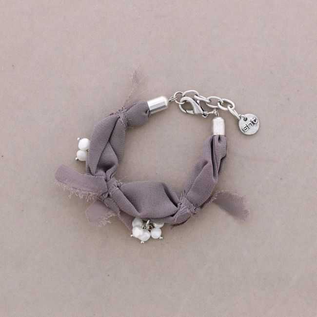 FABRIC BRACELET WITH CULTURED PEARLS