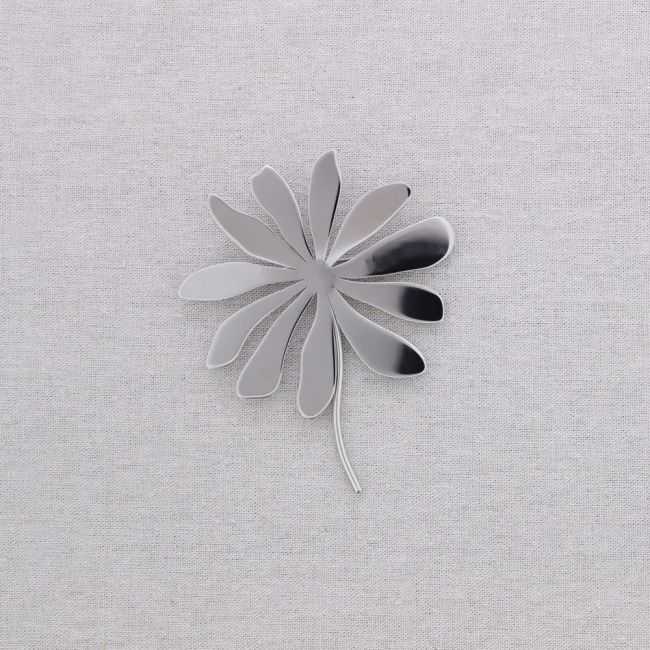 STEEL FLOWER BROOCH
