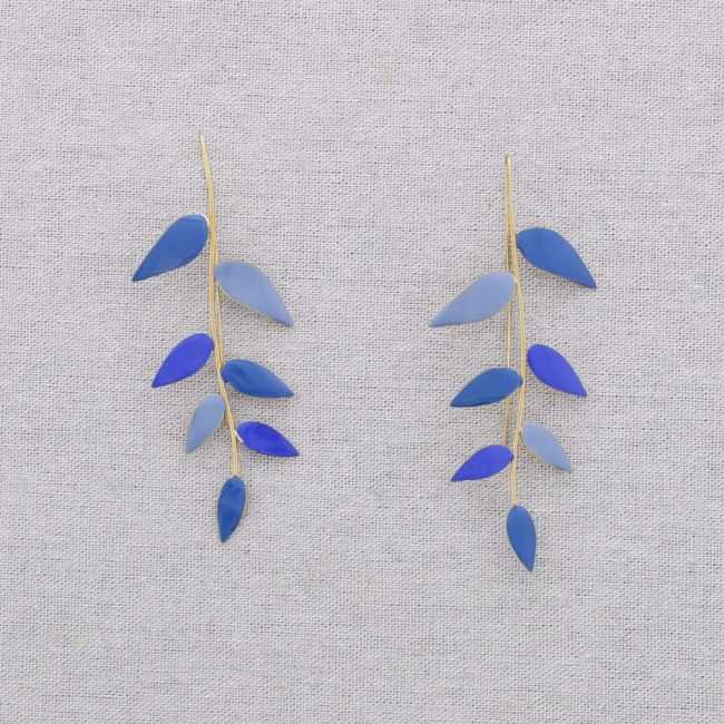 STEEL EARRINGS WITH ENAMEL BRANCH PENDANT