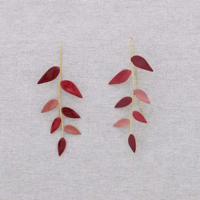 STEEL EARRINGS WITH ENAMEL BRANCH PENDANT
