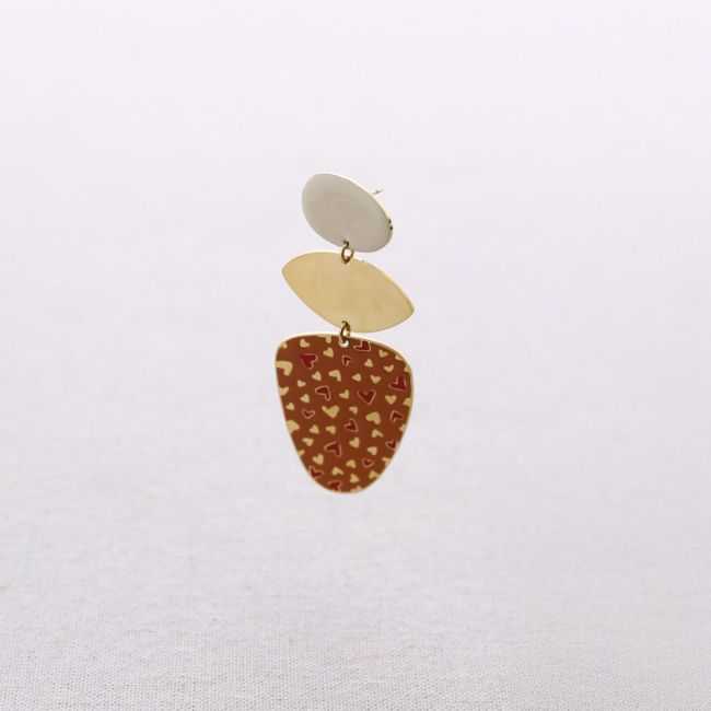 STEEL PENDANT EARRINGS IN THE SHAPE OF HEARTS WITH ENAMEL