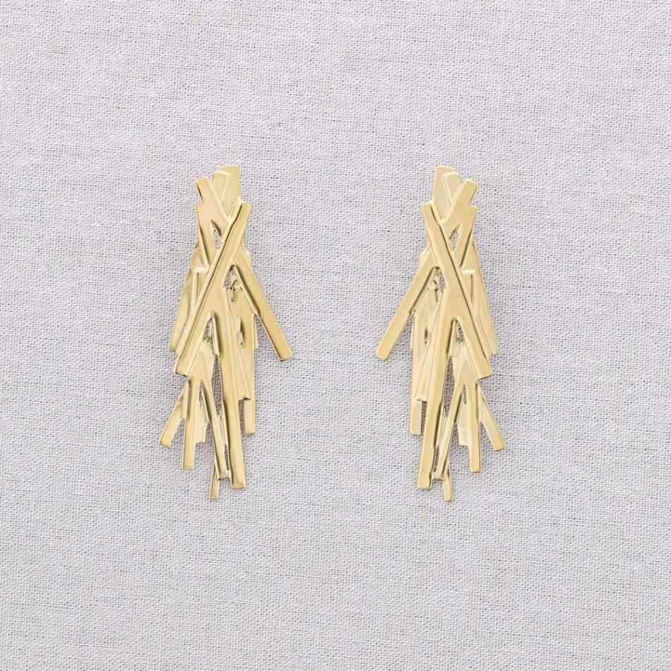 STEEL EARRINGS WITH CROSSED STRAPS