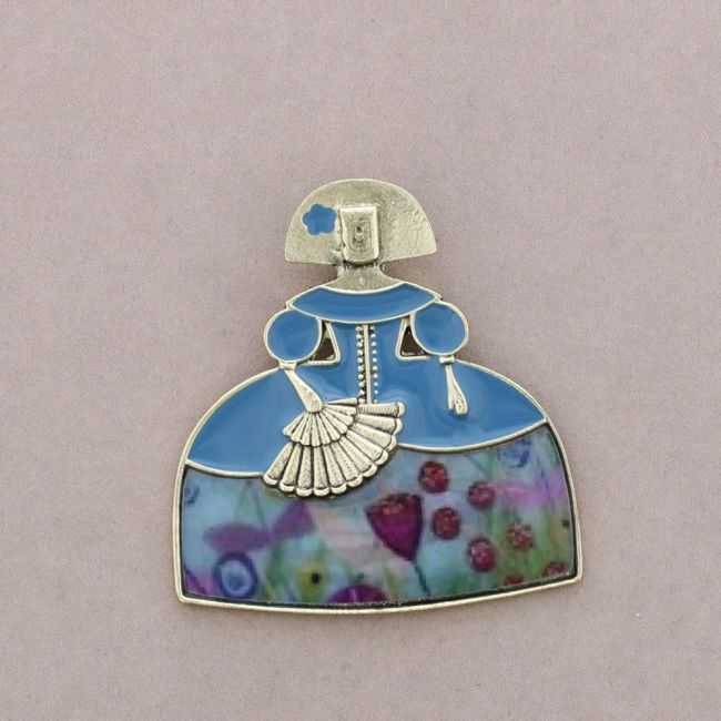 ENAMEL METAL MENINA BROOCH