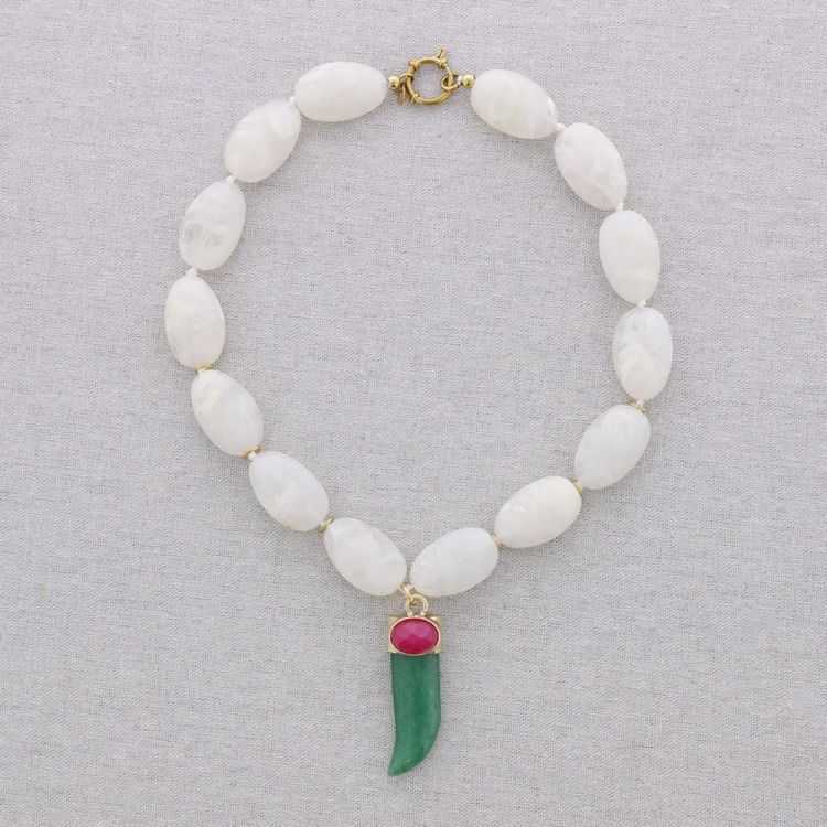 SHORT NECKLACE STEEL BEADS RESIN PENDANT HORN STONE 2