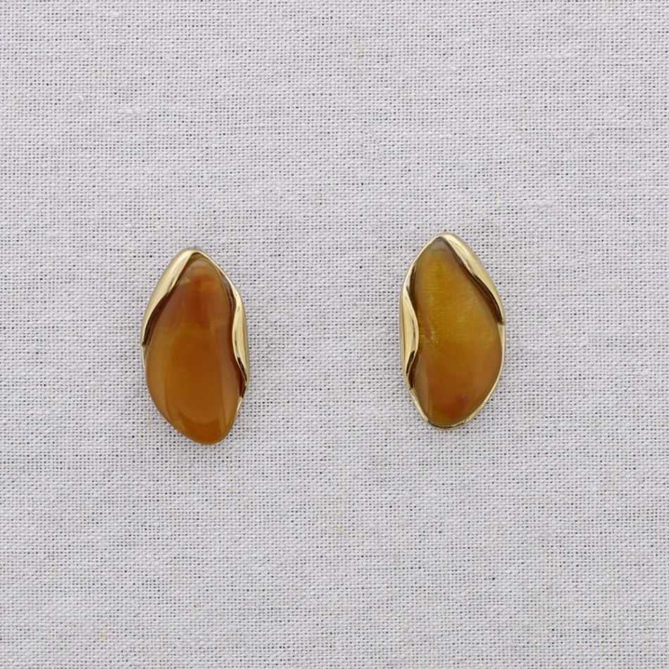 STEEL EARRINGS IRREGULAR SHAPE RESIN