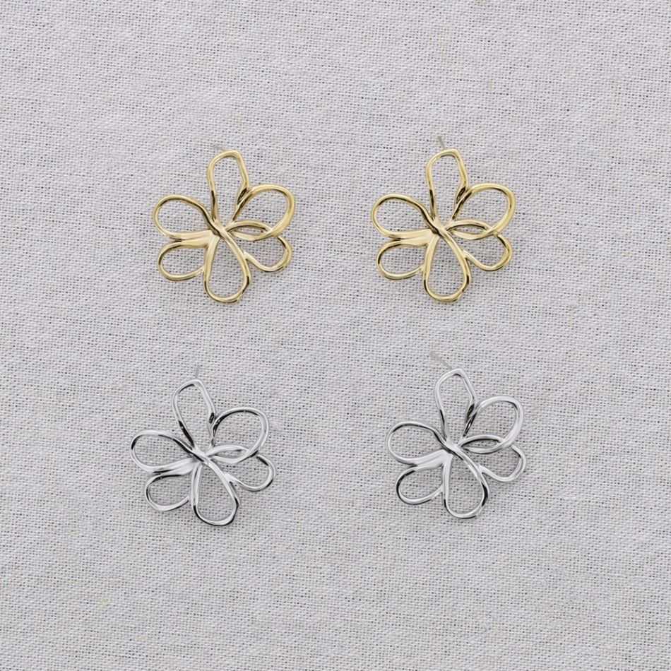STEEL FLOWER EARRINGS