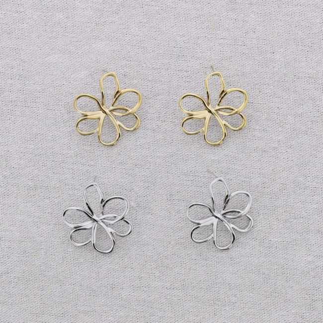 STEEL FLOWER EARRINGS