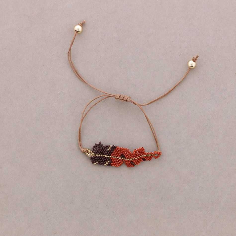 ETHNIC MACRAME BRACELET WITH BEAD LEAF