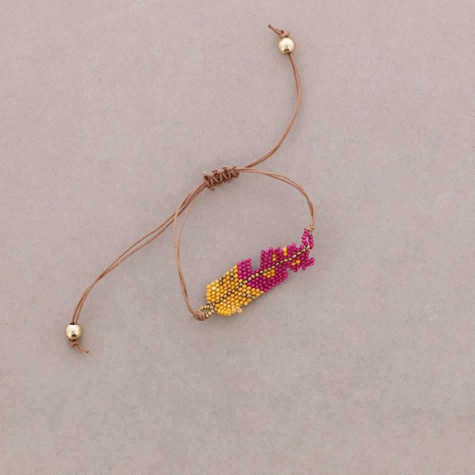ETHNIC MACRAME BRACELET WITH BEAD LEAF