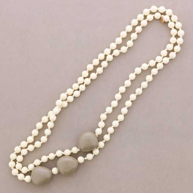 COLLAR LARGO CUENTAS RESINA 150CM