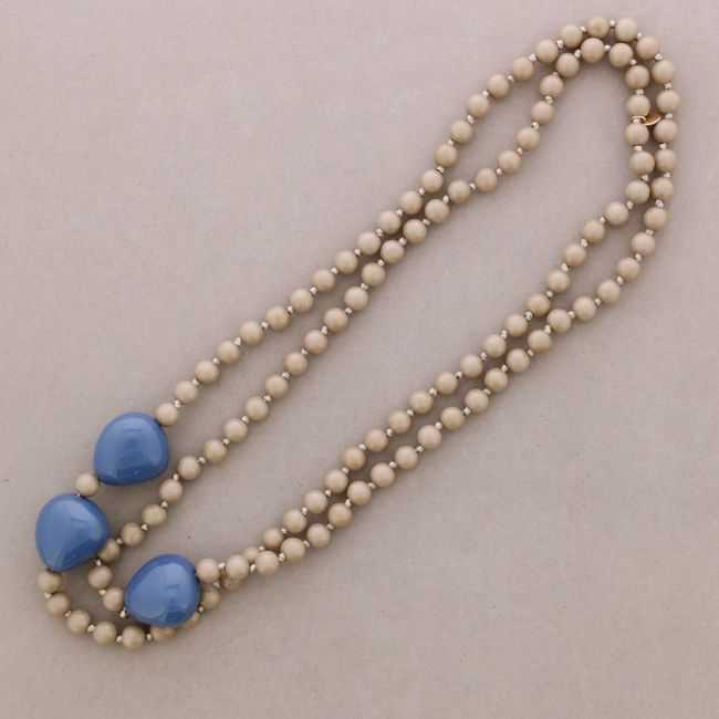 COLLAR LARGO CUENTAS RESINA 150CM