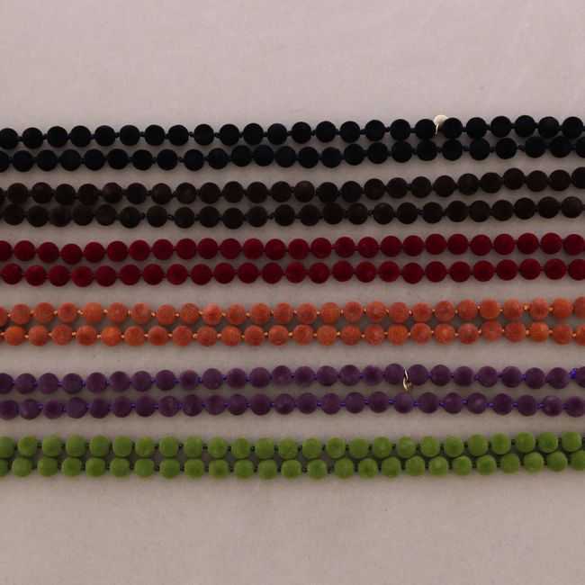 COLLAR LARGO BOLAS TERCIOPELO 120CM