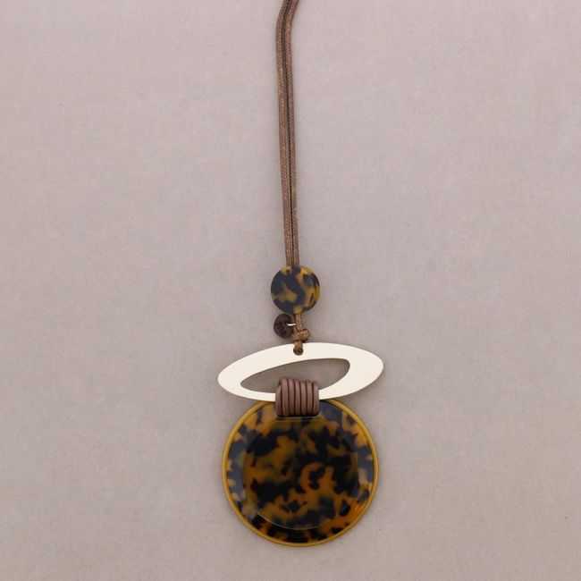 COLLAR LARGO COLGANTE GEOMÉTRICAS RESINA