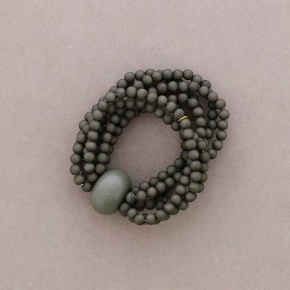 PULSERA ELÁSTICA CUENTAS RESINA