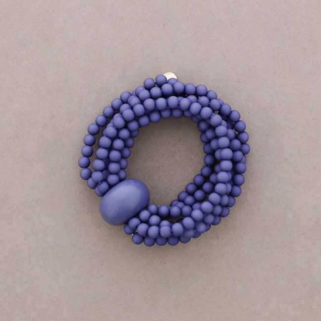 ELASTIC BRACELET WITH RESIN BEADS