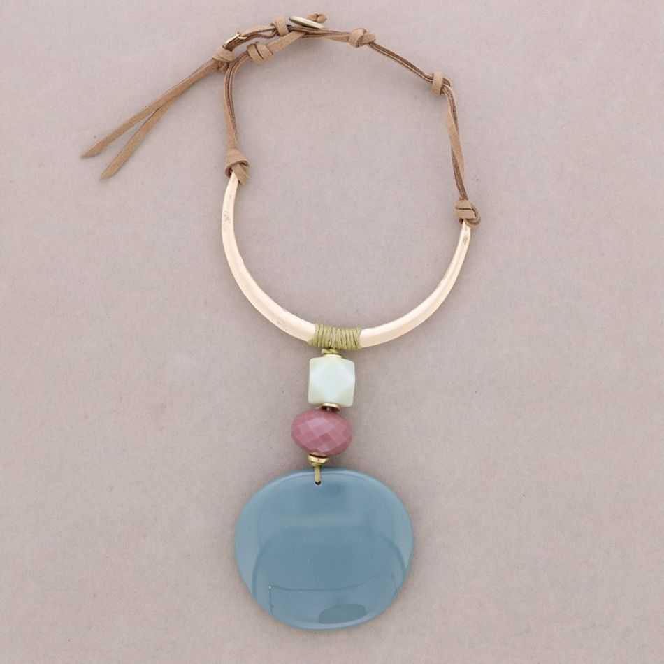 ETHNIC CHOKER WITH RESIN BEADS
