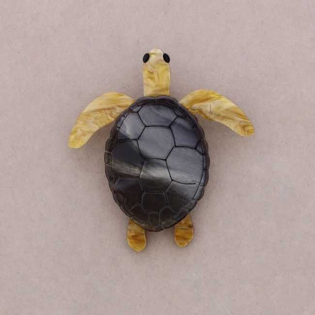 RESIN TURTLE BROOCH