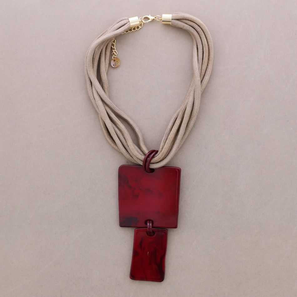DOUBLE SQUARE RESIN PENDANT CHOKER