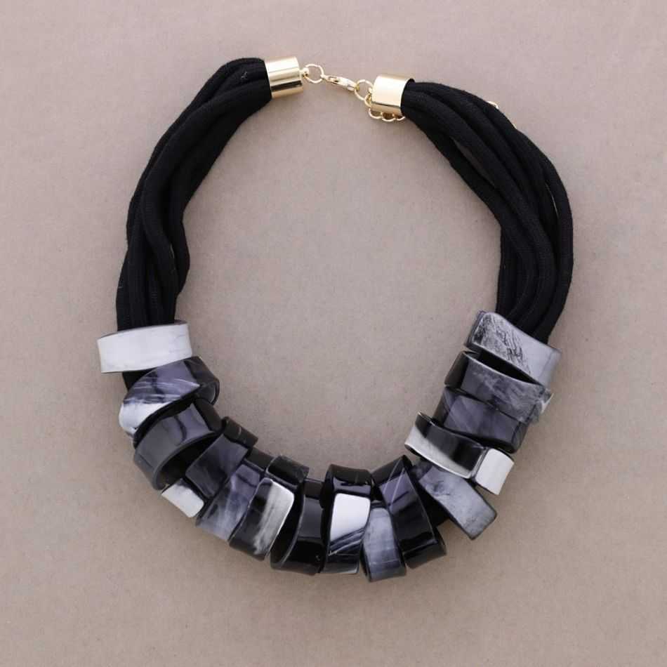 RESIN RING SHORT NECKLACE