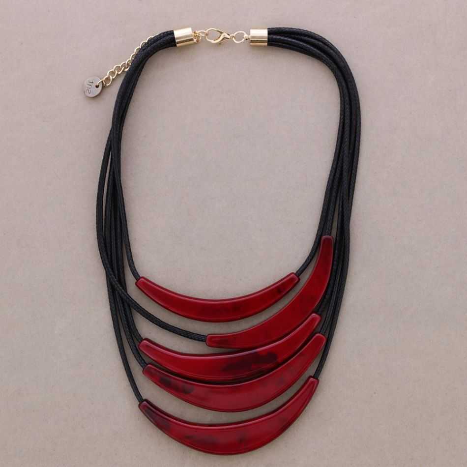 MULTI-STRAND CHOKER RESIN PENDANT