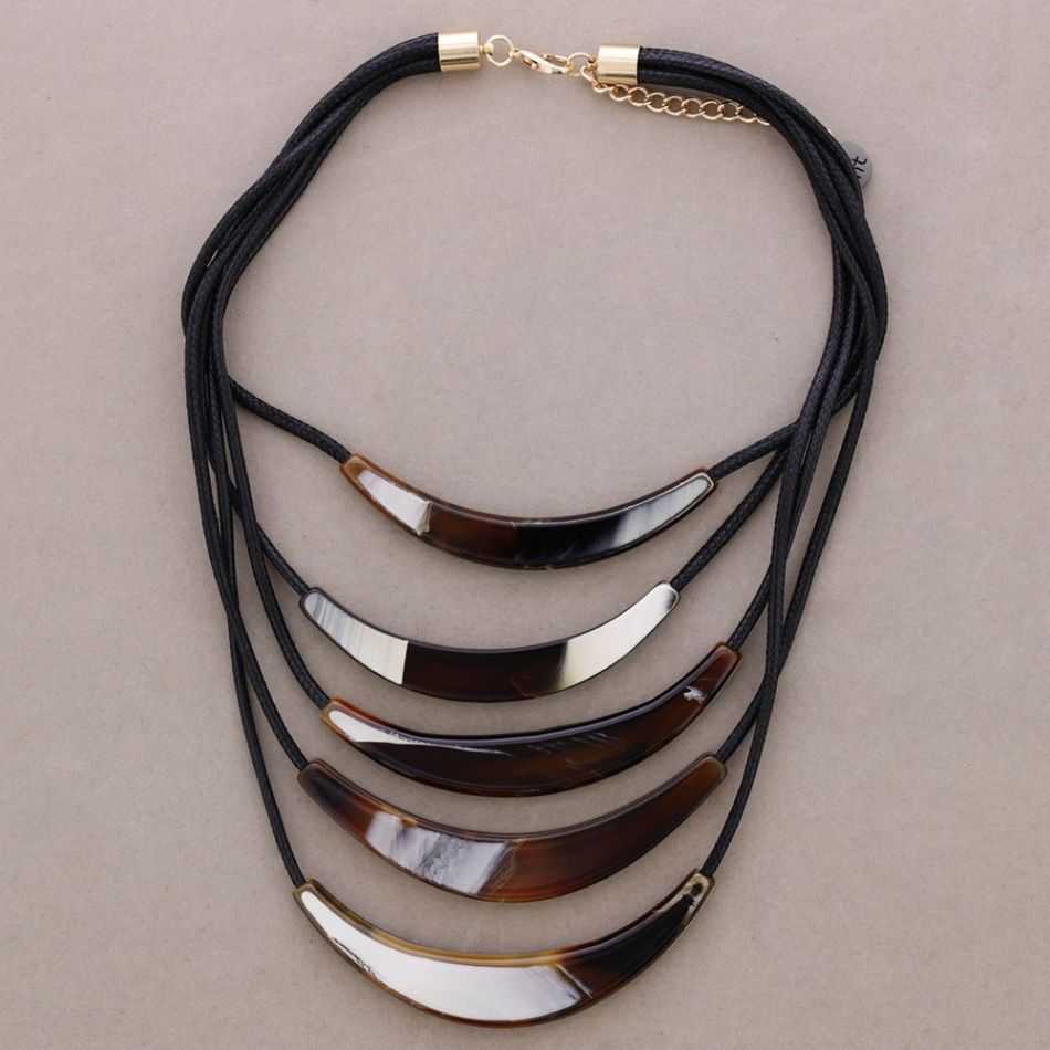 MULTI-STRAND CHOKER RESIN PENDANT